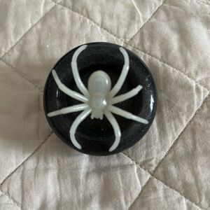 Spider bath and body works car scent holder